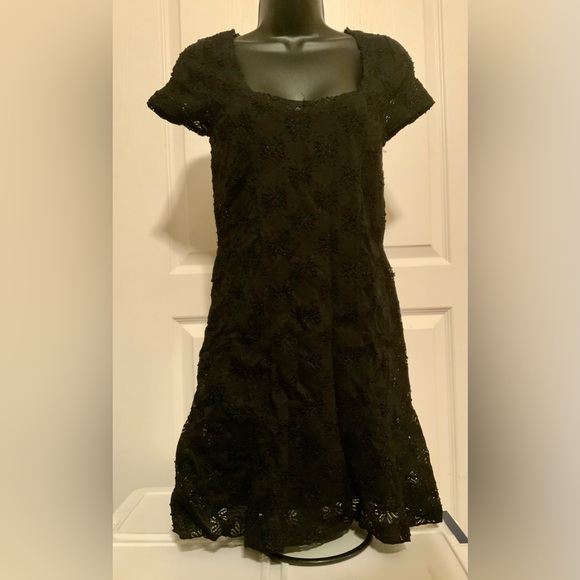 Free People Dresses & Skirts - Free People Square Neck Floral Lace Dress Black Size S/P  Raw Edges, fully lined